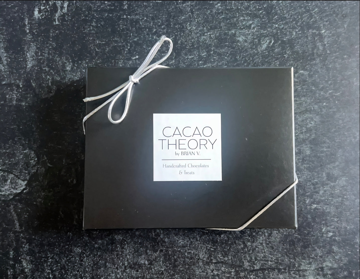 Signature Theory Collection – 6 Piece Artisan Bonbon Box